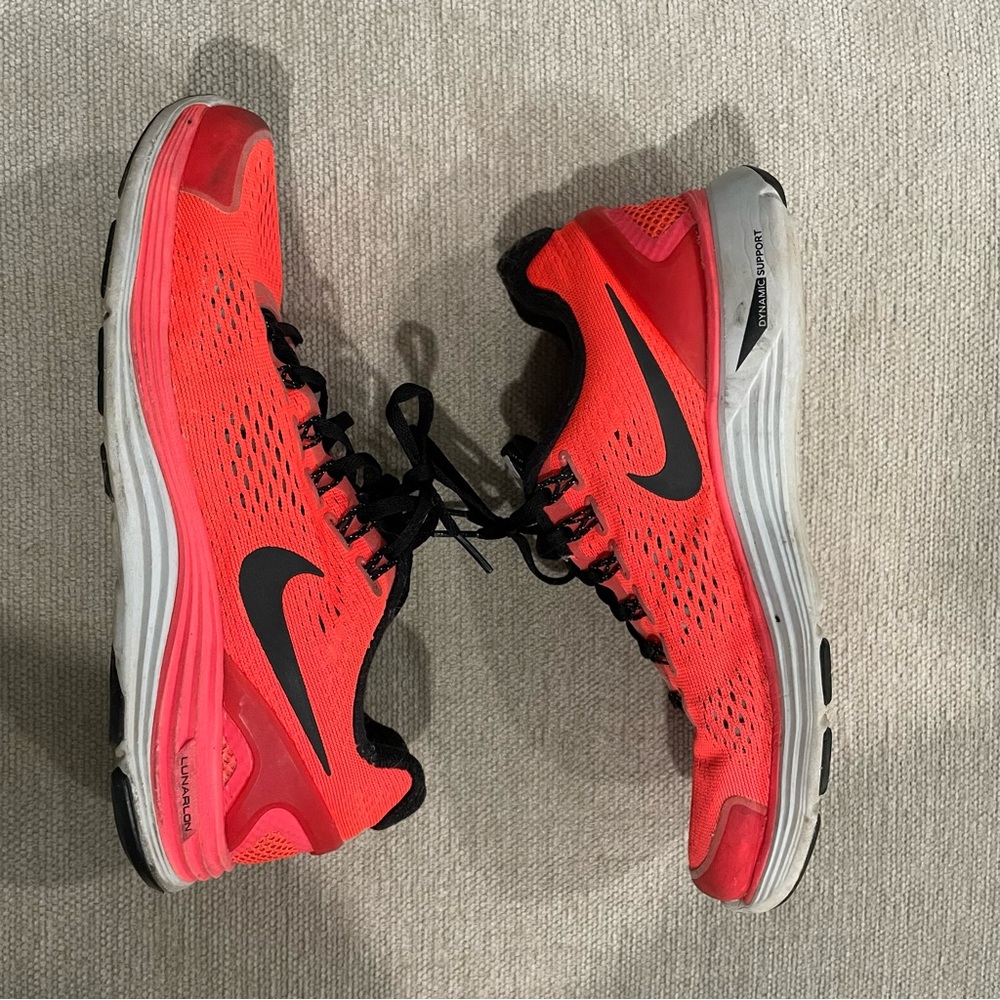 Nike lunar
